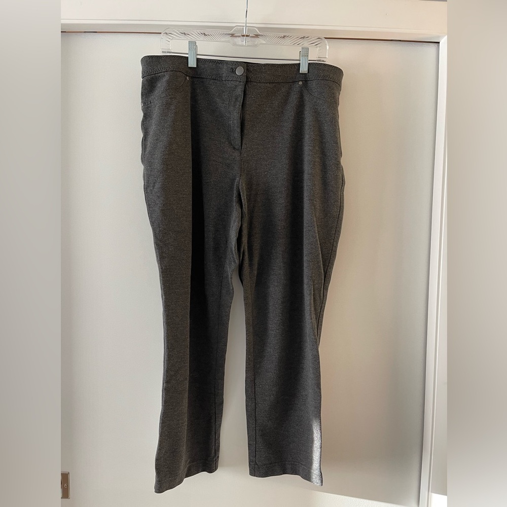 Chico’s Heather Grey Full-length Pants.  Chico’s Size 2.5 SHORT, US 14 petite